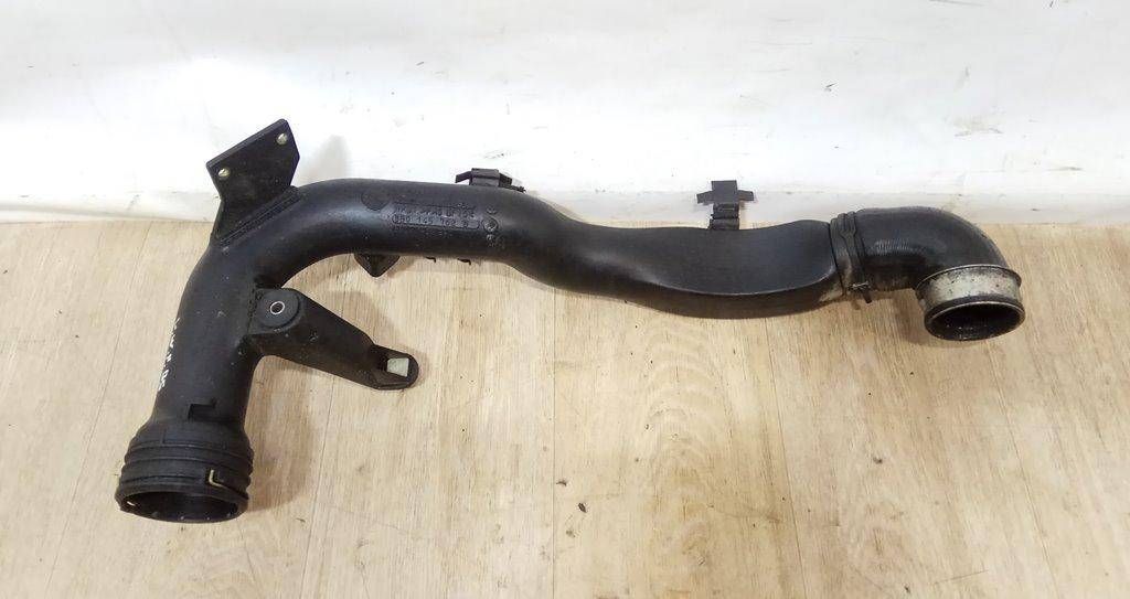 патрубок интеркулера Volkswagen Passat B5 1998, 3B0145762B, 850145840 - фото №1