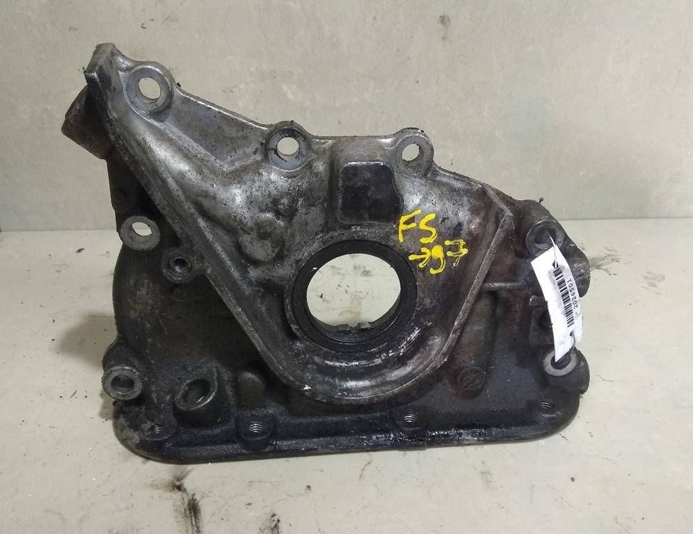 насос масляный Mazda 626 GE 1991, 2.0 л., i, бензин, АКПП, седан, передний привод, FS01-14-100E - фото №1