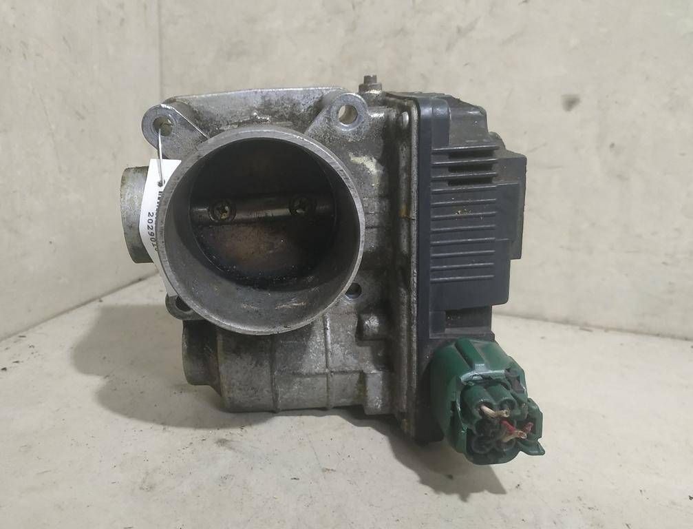 заслонка дроссельная Nissan Almera Tino V10 2003, 1.8 л., i, бензин - фото №1