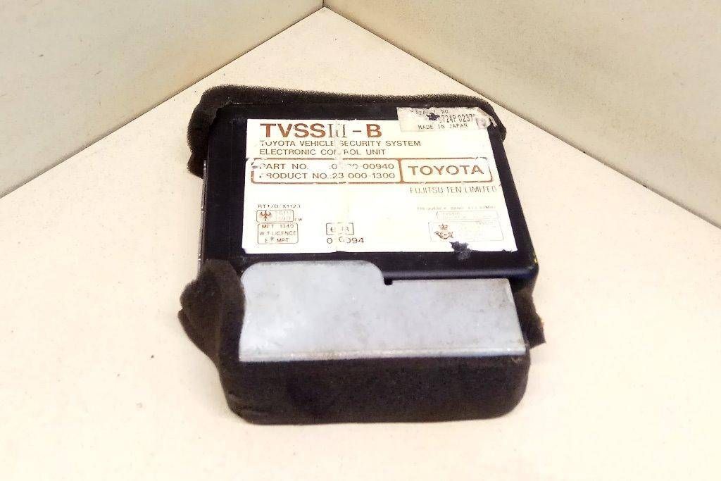 блок управления сигнализацией Toyota Camry 5 поколение XV20 1999, 2.2 л., i, бензин, 237000-1300 - фото №1