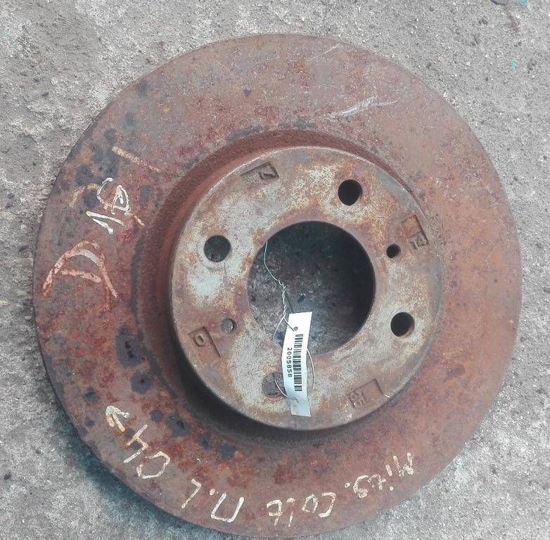 диск тормозной передний Mitsubishi Colt 6 поколение (Z20/Z30) 2006, 1.5 л., i, бензин, 4605A068 - фото №1