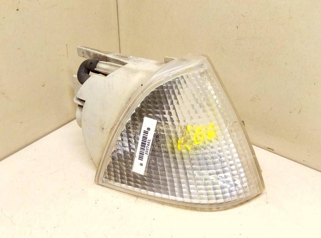 поворотник правый Citroen Jumpy 1 поколение 1997, 1.6 л., i, 220 A2.000, бензин, МКПП, серебристый, фургон, передний привод, 36180748 - фото №1