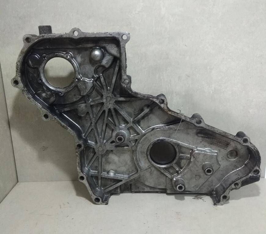 крышка двигателя передняя Kia Sorento 1 поколение 2004, 2.5 л., CRDi, D4CB, дизель, МКПП, серебристый, внедорожник 5 дв., полный подключаемый привод, 213504A000 - фото №1