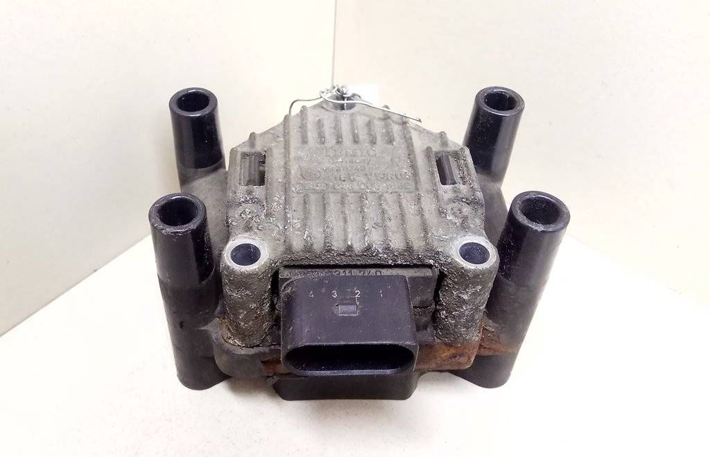 катушка зажигания Volkswagen Golf 3 поколение 1999, 2.0 л., i, бензин, 032905106B, 311740, TEMIC - фото №1