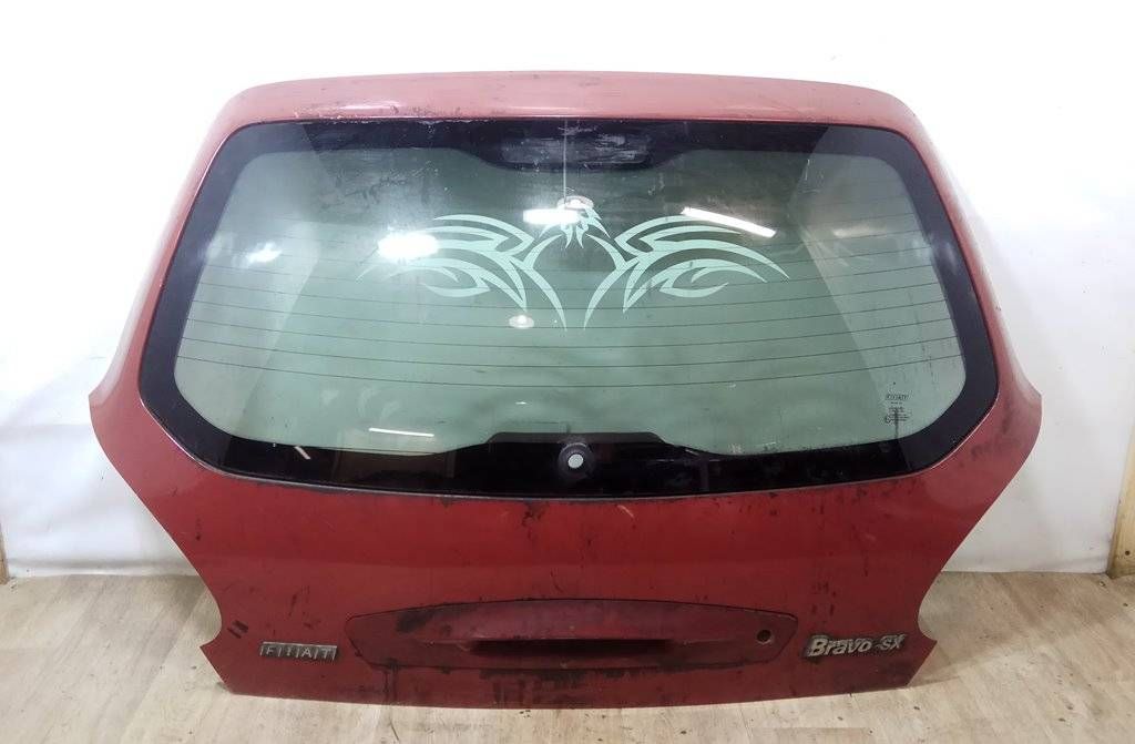 Личинка замка крышки багажника Fiat Bravo 1 поколение 1996, красный - фото №1