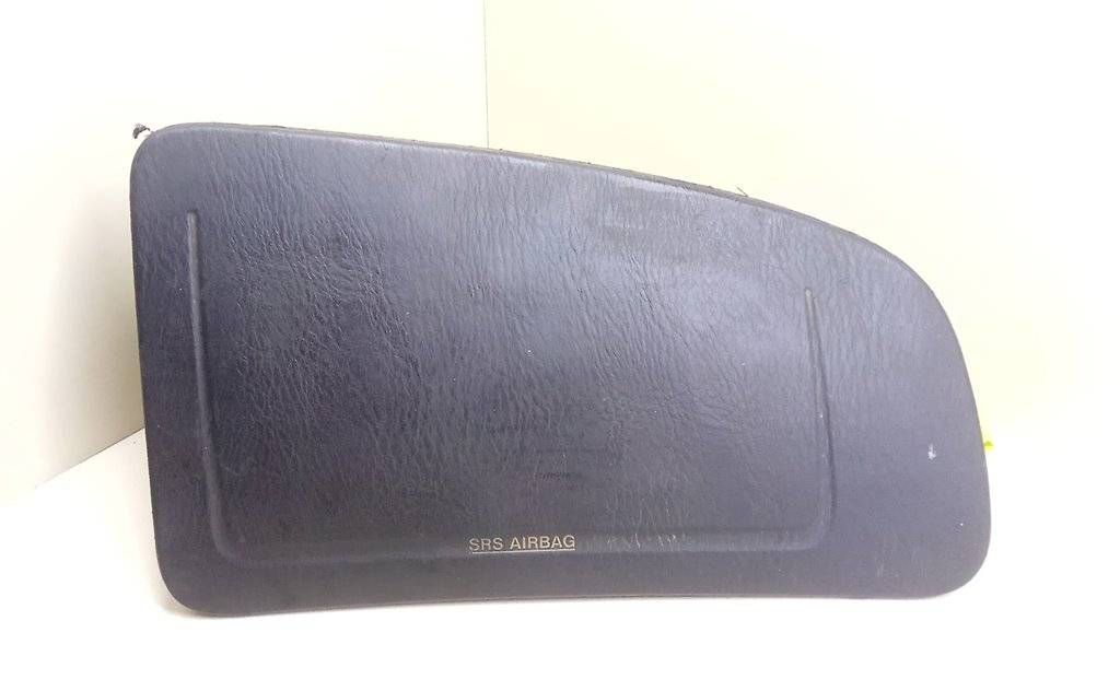 подушка безопасности пассажира Mazda 626 GF 1998, GE4T57K30C, G4019701182 - фото №1