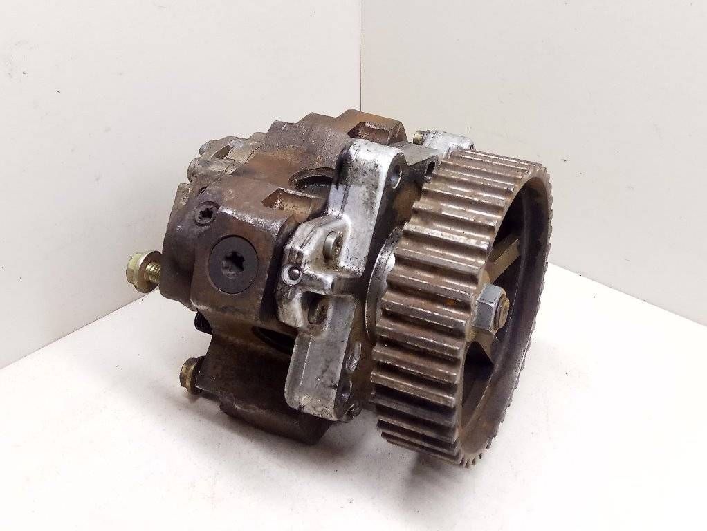 ТНВД Renault Megane 2 поколение 2004, 1.9 л., DCi, дизель, BOSCH, 0445010075, 8200108225 - фото №1