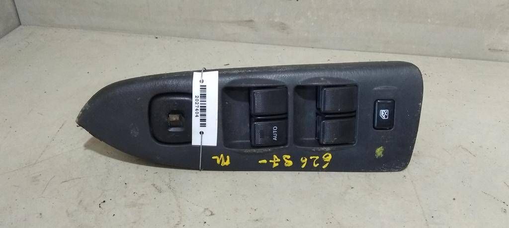 кнопка стеклоподъемника двери передней левой Mazda 626 GF 1998, 2.0 л., i, бензин, GE4T66350 - фото №1