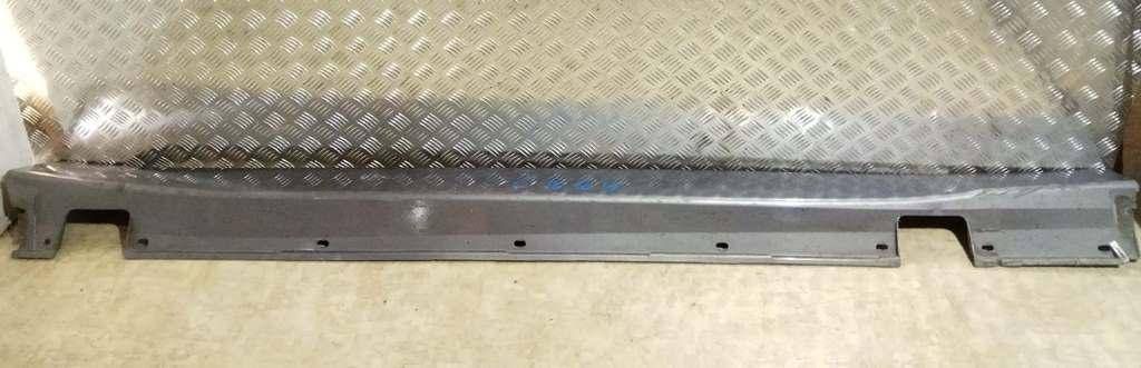 накладка на порог BMW 5 серия E60/E61 2004, 2.5 л., i, M54 B25 (256S5), бензин, АКПП, серый, седан, задний привод, 51777033760 - фото №1