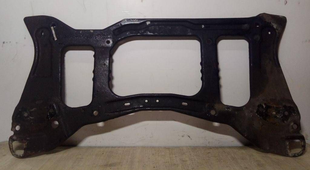 балка подвески передняя (подрамник) Chrysler Voyager 4 поколение 2002, 2.5 л., дизель, МКПП, темно-серый, минивэн, передний привод, 4694854AF - фото №1