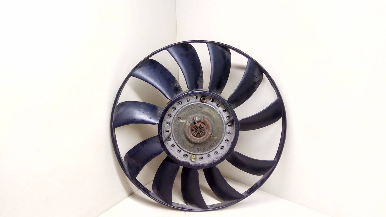 крыльчатка вискомуфты Volkswagen Passat B5 2001, 2.0 л., бензин, 06B121347 - фото №1