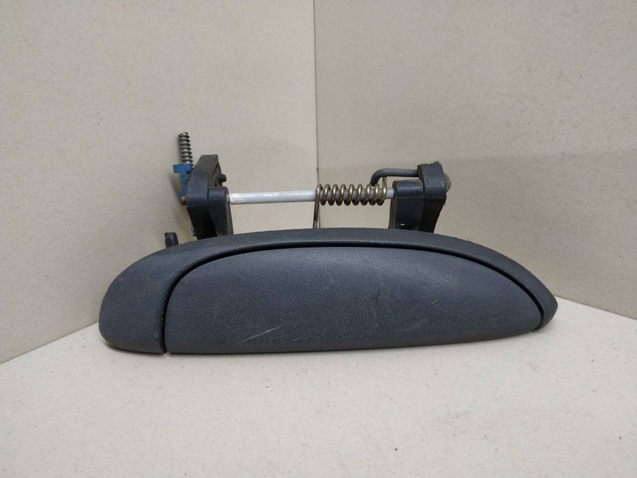 ручка наружная Renault Scenic 1 поколение 1998 - фото №1
