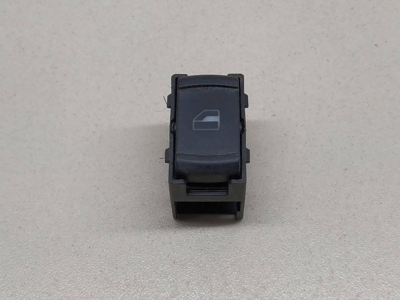кнопка стеклоподъемника двери Volkswagen Golf 4 поколение 1999, 3B0959855B - фото №1
