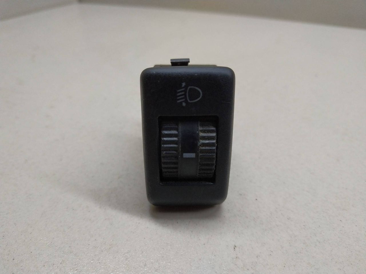 кнопка корректора фар Volkswagen Jetta 2 поколение 1987, 191941535B - фото №1