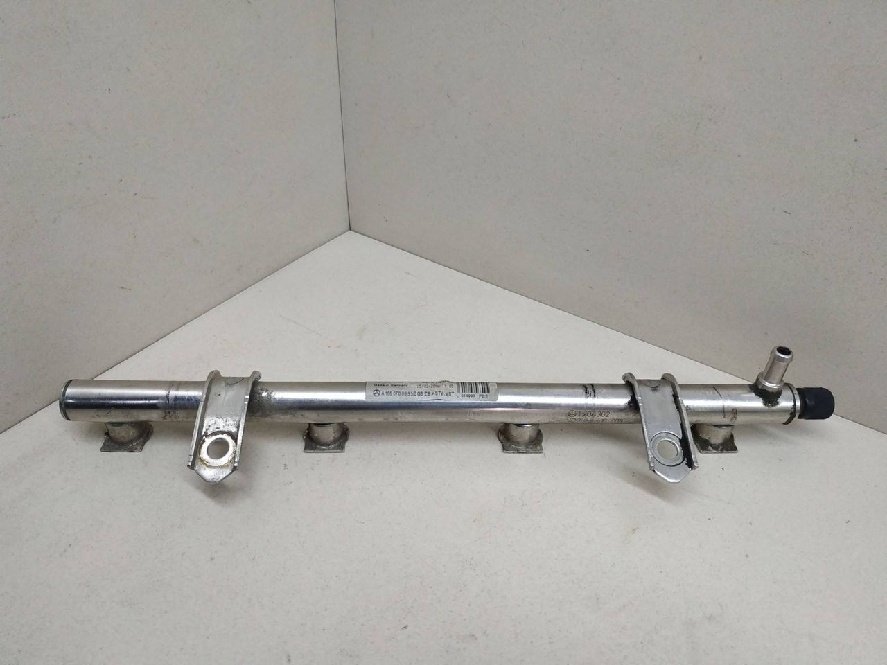 топливная рампа Mercedes-Benz Vaneo W414 2003, A1660700895, 96614003, VDO - фото №1