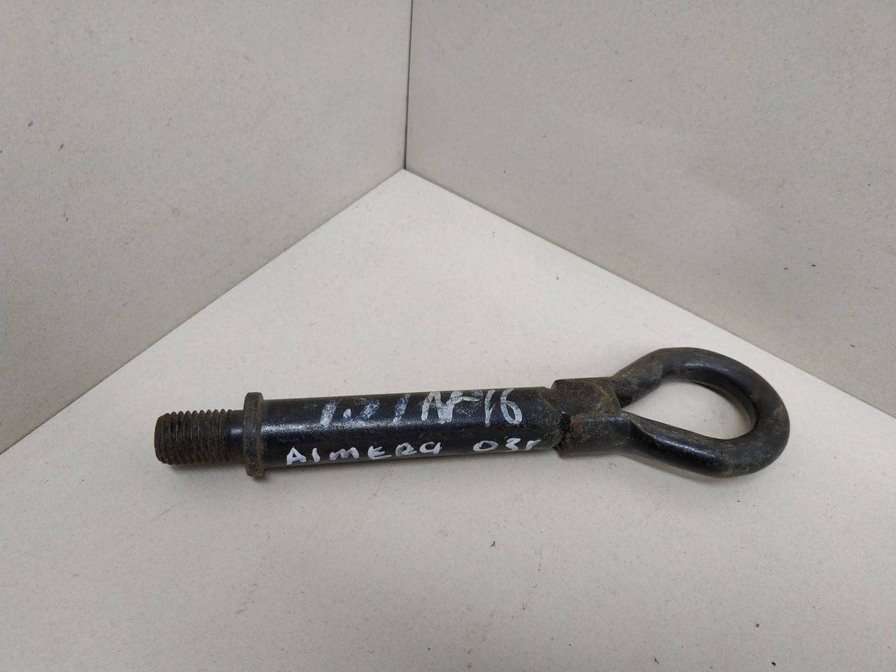 крюк буксировочный Nissan Almera N16 2003, 51110BM400 - фото №1
