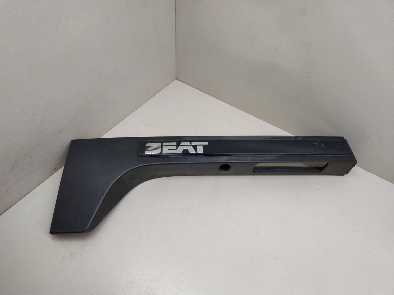 бленда SEAT Ibiza 2 поколение 1997, 30015SG4, 6K6853467 - фото №1