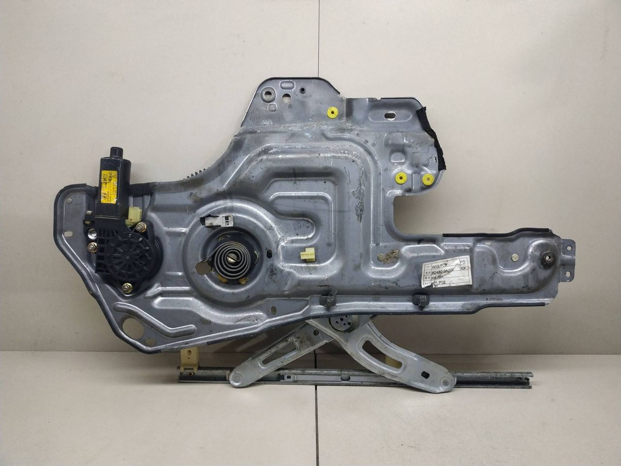 стеклоподъемник электрический задний правый Hyundai Trajet 1 поколение 2004, KAMCO, 82480-3A000 - фото №1