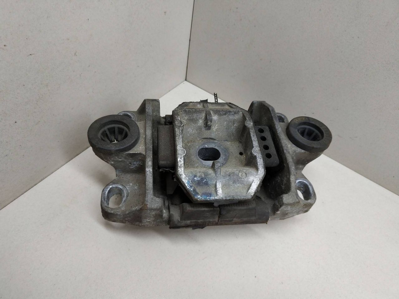 подушка крепления двигателя Peugeot 307 1 поколение 2003, 2.0 л., HDi, RHY (DW10TD), дизель, 5МКПП, синий, универсал, передний привод