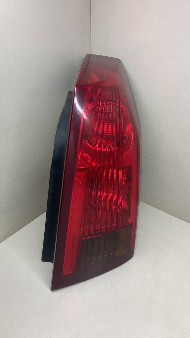 фонарь задний правый Cadillac CTS 1 поколение 2004, 3.6 л., i, LY7, бензин, АКПП, чёрный, седан, задний привод, 15930596, 10010606 - фото №1
