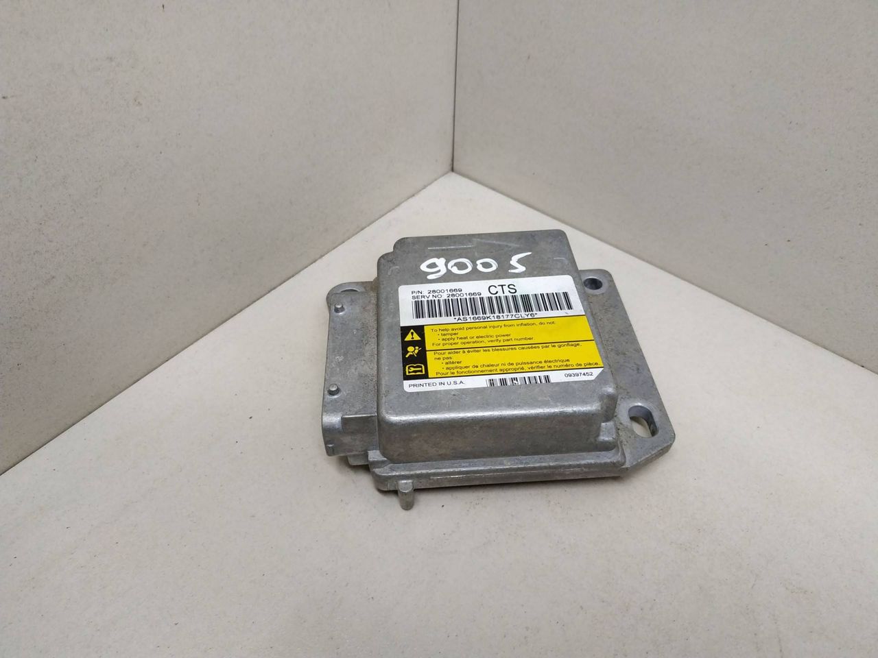 блок AirBag Cadillac CTS 1 поколение 2004, 3.6 л., i, LY7, бензин, АКПП, чёрный, седан, задний привод, 28001669, CTS, 09397452 - фото №1