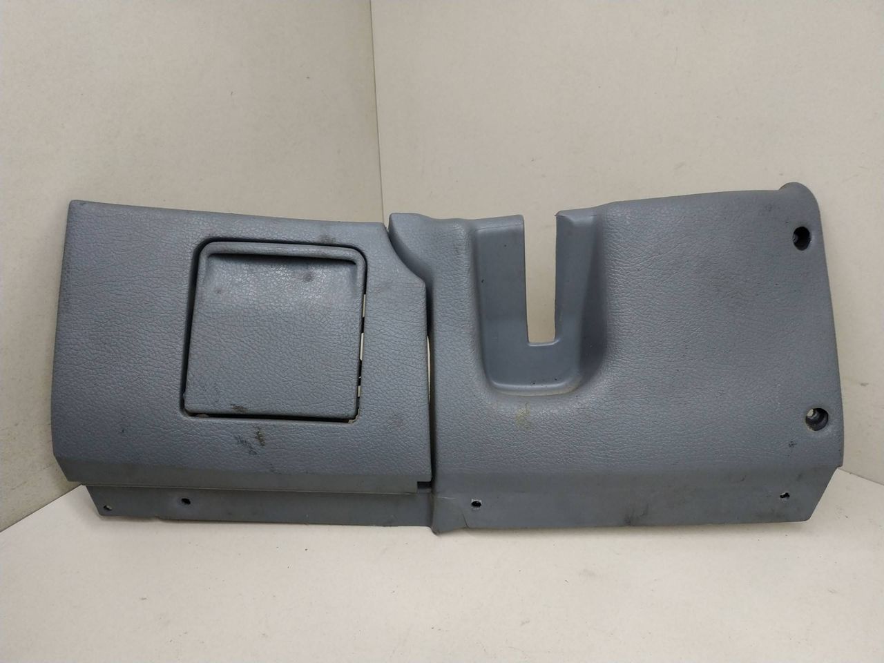 пластик Peugeot 406 1 поколение 1997, дизель, 9620693777, 1841515116 - фото №1