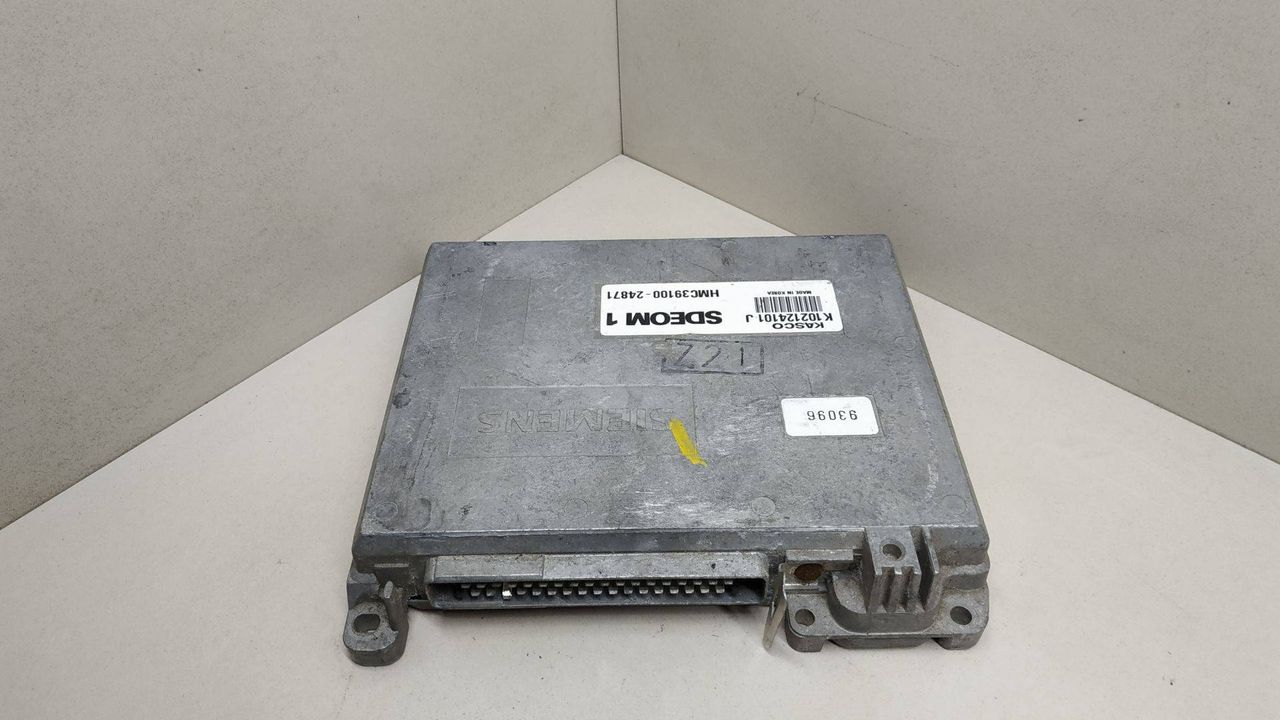блок управления двигателем Hyundai Pony X2 1990, 1.5 л., SDEOM1, HMC39100-24871, KASCO, K102124101J - фото №1