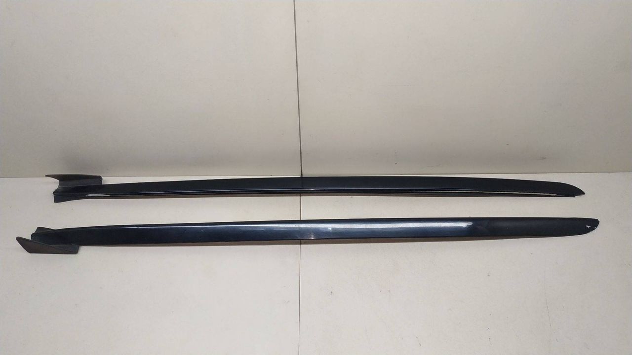 молдинг лобового стекла Cadillac CTS 1 поколение 2004, 3.6 л., i, LY7, бензин, АКПП, чёрный, седан, задний привод, 25744804, 25744805 - фото №1