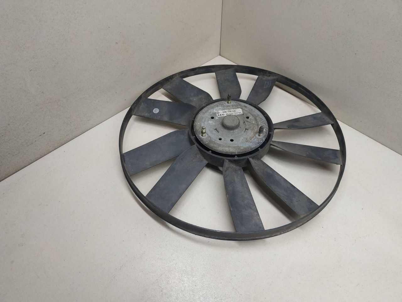 вентилятор радиатора Volkswagen Vento 1 поколение 1995, 1H0119113, 820901895 - фото №1