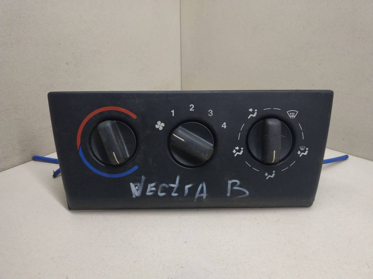 блок управления печки / климат-контроля Opel Vectra B 1999, 90586319, 2J71036700, 36936A - фото №1