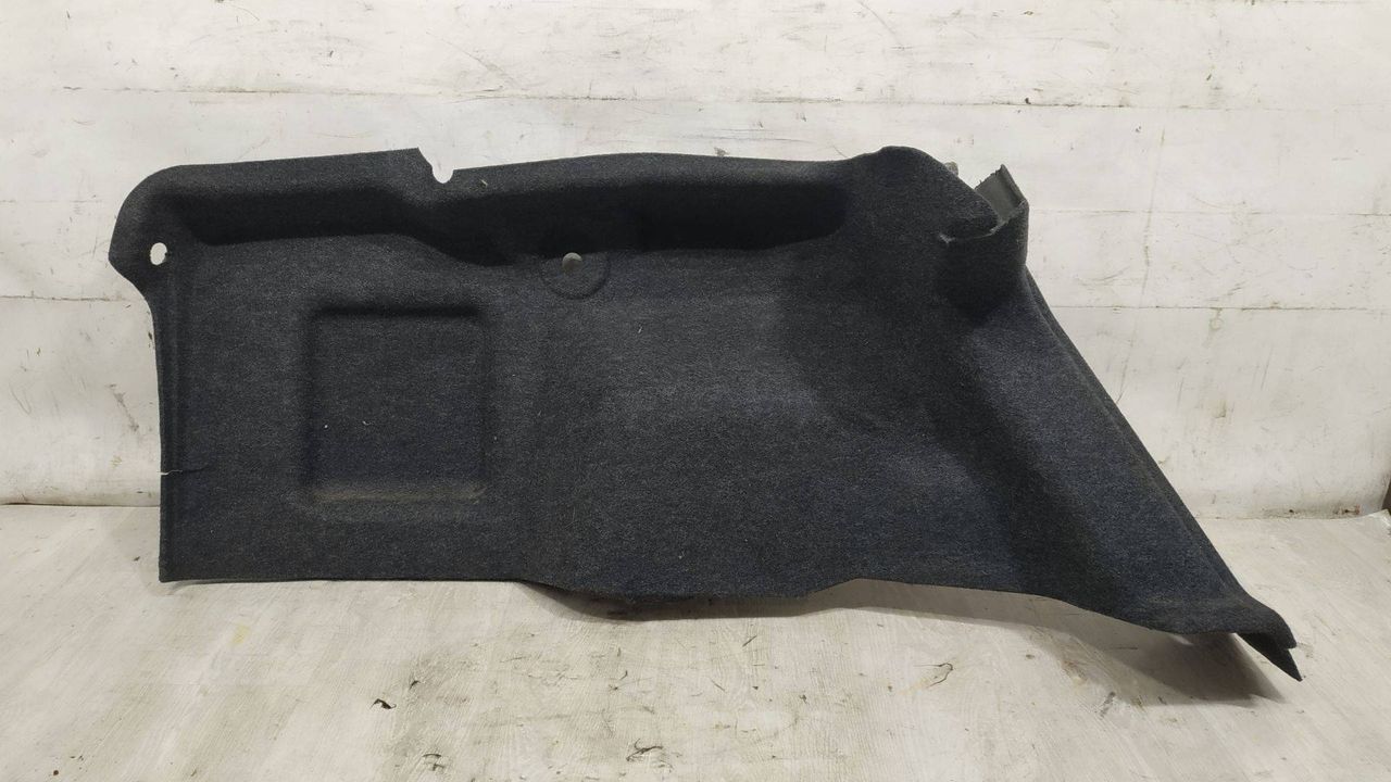 обшивка багажника Cadillac CTS 1 поколение 2004, 3.6 л., i, LY7, бензин, АКПП, чёрный, седан, задний привод - фото №1