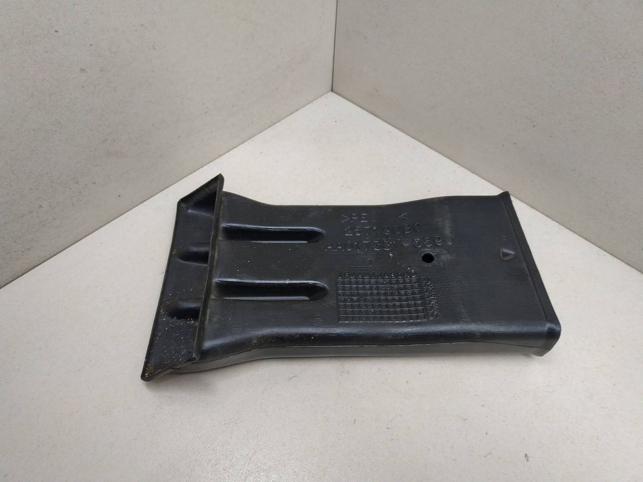 воздуховод печки Cadillac CTS 1 поколение 2004, 3.6 л., i, LY7, бензин, АКПП, чёрный, седан, задний привод, AA017381, 25719080 - фото №1
