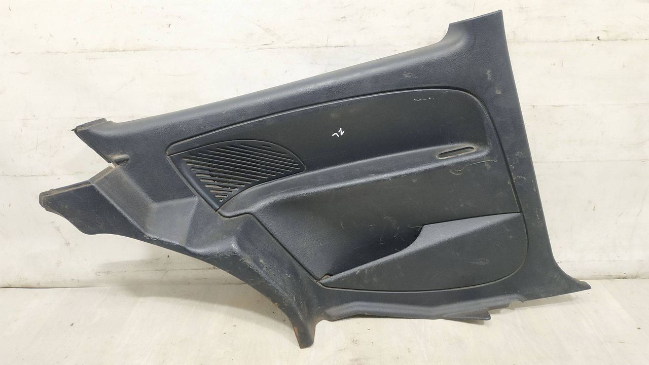 обшивка двери задняя левая Citroen Saxo 1 поколение S0 1998, 1.0 л., i, CDY (TU9M), бензин, 5МКПП, красный, хетчбэк 3 дв., передний привод, 9620352377 - фото №1