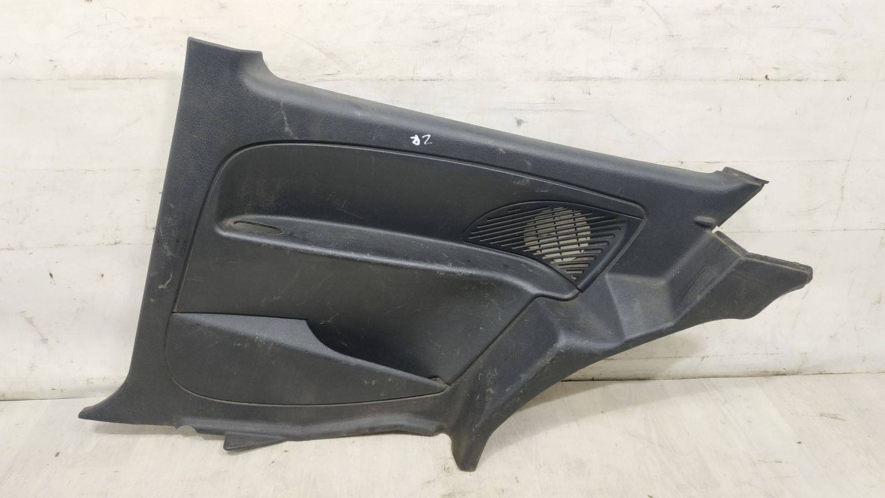 обшивка салона задней правой Citroen Saxo 1 поколение 1998, 1.0 л., i, бензин, МКПП, хетчбэк 3 дв., 9620352277 - фото №1