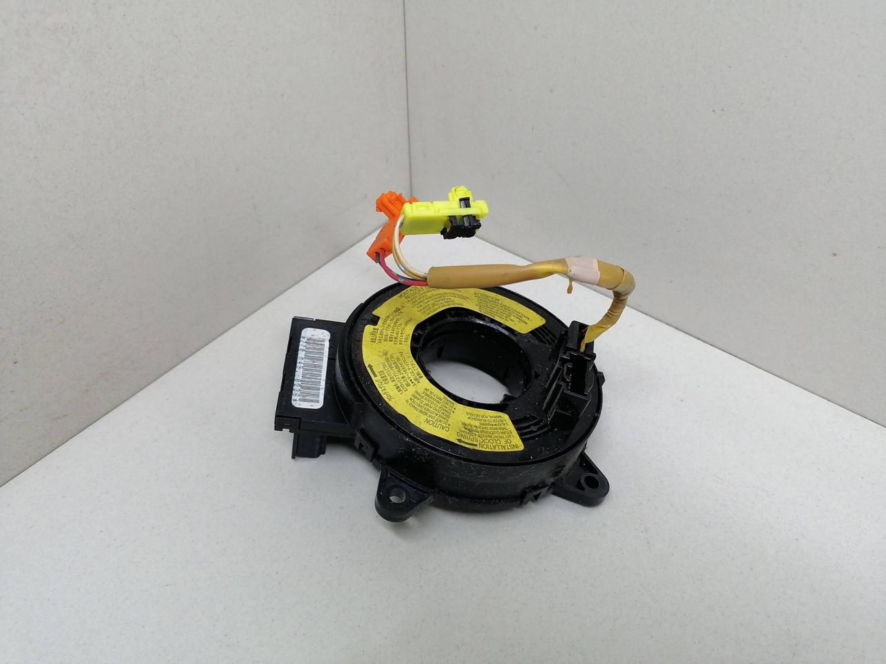шлейф руля Mazda 6 GG 2002, 2.0 л., TD, дизель, 5МКПП, синий, хетчбэк 5 дв., передний привод, Z70M490236 - фото №1