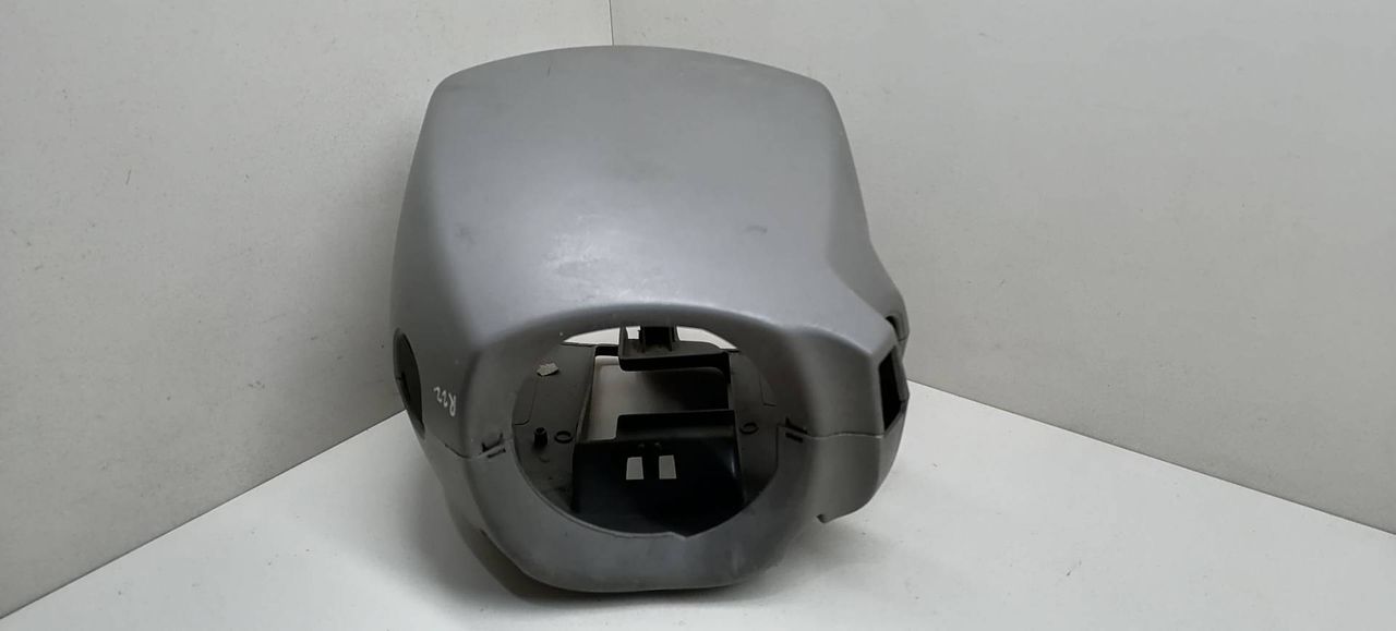 кожух рулевой колонки Renault Espace 4 поколение 2006, 1.9 л., DCi, F9Q 820, дизель, 6МКПП, белый, минивэн, передний привод, 8200028597 - фото №1
