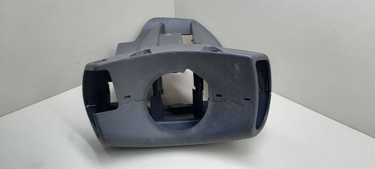 кожух рулевой колонки Renault Modus 1 поколение JP0J 2004, 1.4 л., i, K4J 770, бензин, 5МКПП, красный, хетчбэк 5 дв., передний привод, 8200327310, 8200327311 - фото №1