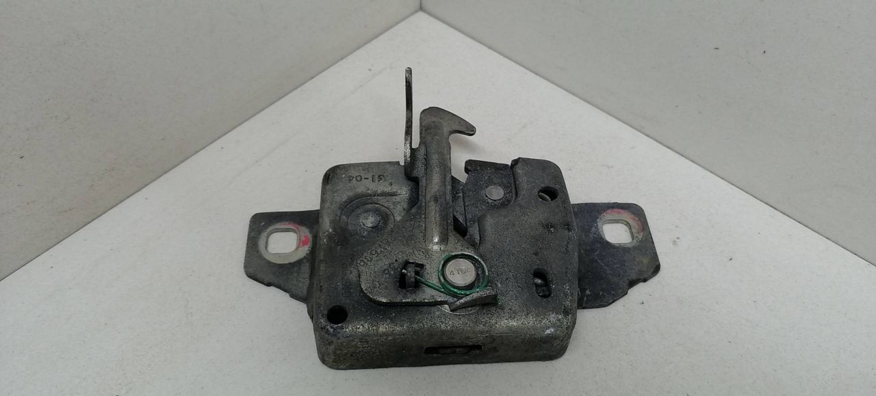 замок капота Renault Modus 1 поколение JP0J 2004, 1.4 л., i, K4J 770, бензин, 5МКПП, красный, хетчбэк 5 дв., передний привод, 8200257616