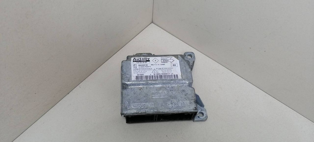 блок AirBag Peugeot 308 1 T7 2007, 1.6 л., HDi, 9HZ (DV6TED4), дизель, 5МКПП, синий, хетчбэк 5 дв., передний привод, 610622900, 9664908180 - фото №1