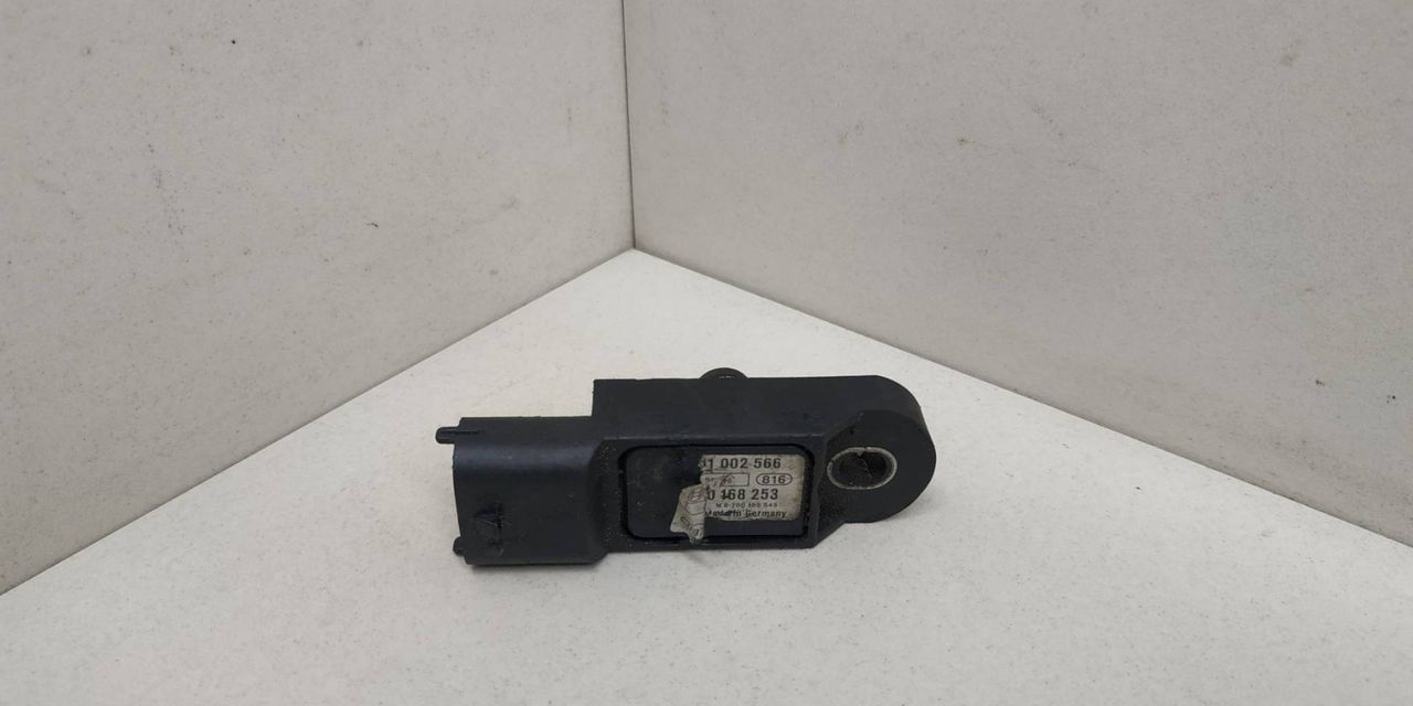 датчик абсолютного давления Renault Scenic 2 поколение JM0G 2005, 1.9 л., DCi, F9Q 812, дизель, 6МКПП, серый, минивэн, передний привод, 8200168253 - фото №1
