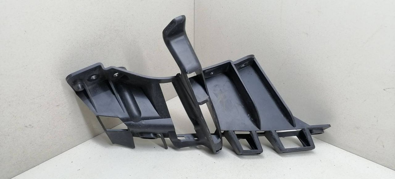 крепление фары правой Renault Modus 1 поколение JP0J 2004, 1.4 л., i, K4J 770, бензин, 5МКПП, красный, хетчбэк 5 дв., передний привод, 8200213544 - фото №1