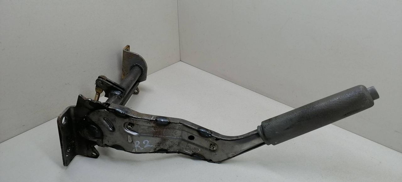 рычаг ручного тормоза (ручника) Citroen Xsara Picasso 1 поколение 2001, 2.0 л., HDi, RHY (DW10TD), дизель, 5МКПП, серебристый, минивэн, передний привод, 4701E1 - фото №1