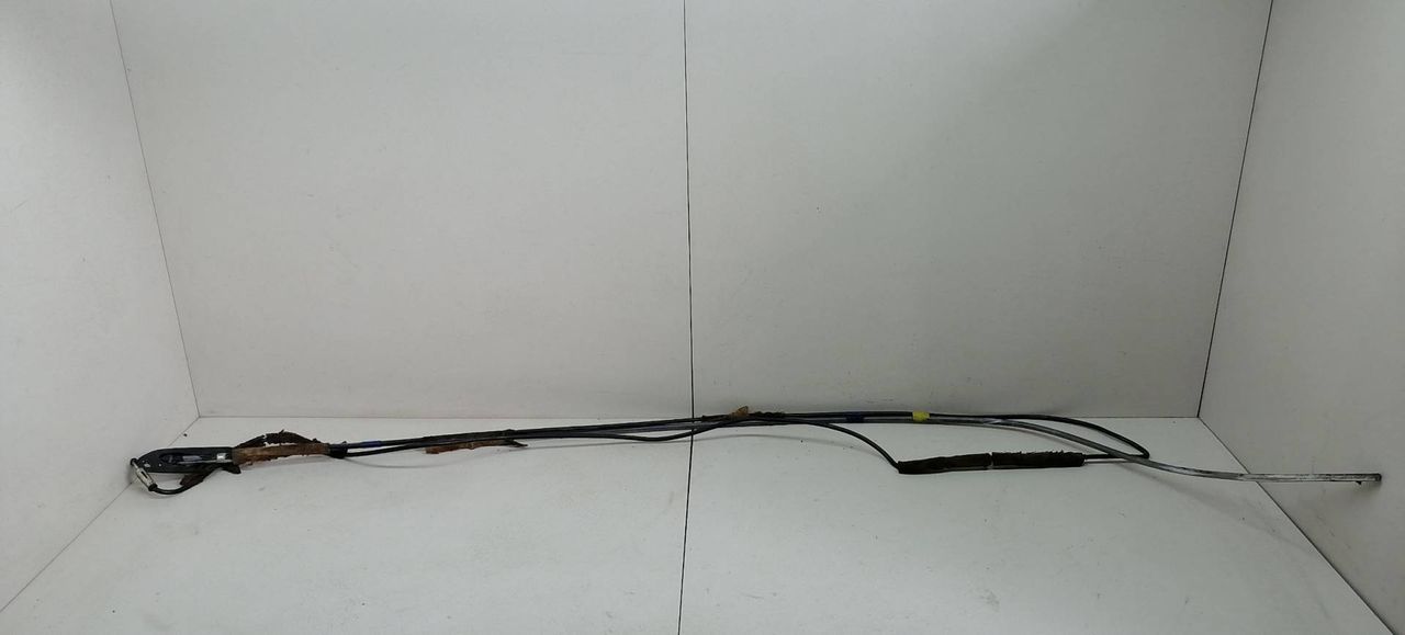 антенна Mitsubishi Colt 5 поколение (CJO) CJ1A 1997, 1.3 л., i, 4G13 (12V), бензин, 5МКПП, голубой металлик, хетчбэк 3 дв., передний привод, MR194612 - фото №1