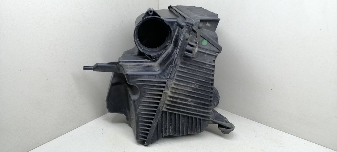 корпус воздушного фильтра Renault Scenic 2 поколение JM0G 2005, 1.9 л., DCi, F9Q 812, дизель, 6МКПП, серый, минивэн, передний привод, H8200176559, 8200378882, 8200378884, 4610085903, 4603885902 - фото №1