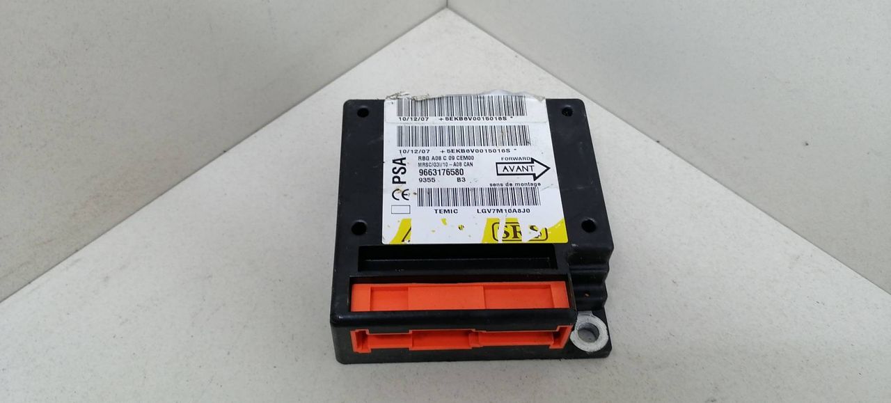 блок AirBag Peugeot 1007 1 поколение 2007, 1.6 л., HDi, 9HZ (DV6TED4), дизель, 5МКПП, серебристый, хетчбэк 3 дв., передний привод, 9663176580 - фото №1