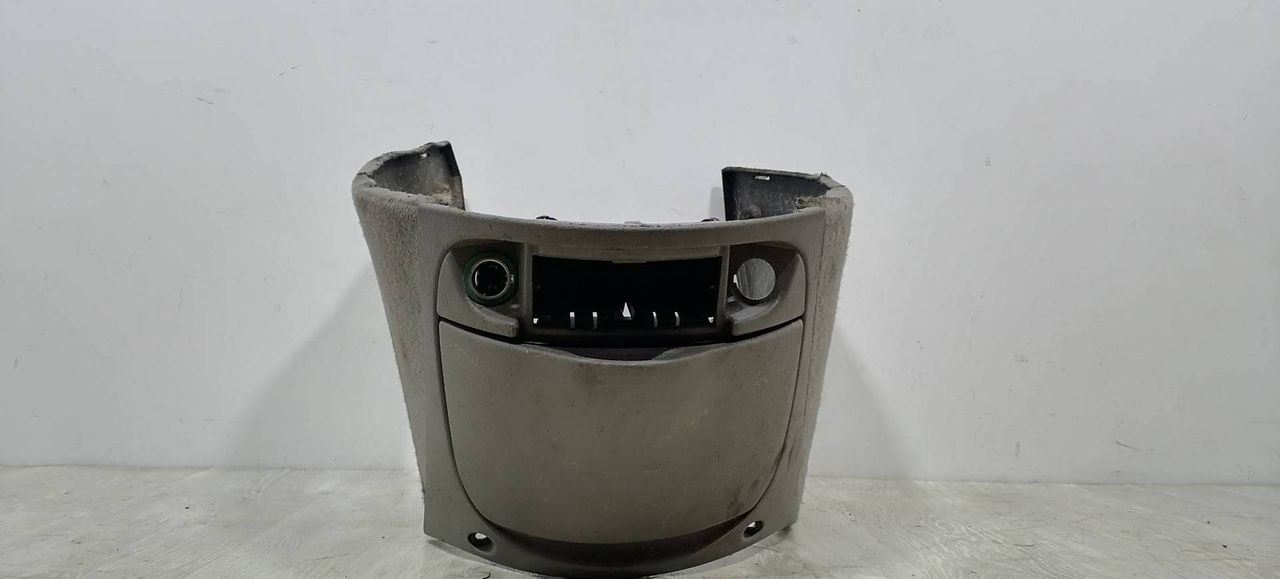 консоль салона Citroen Xsara Picasso 1 поколение 2001, 2.0 л., HDi, RHY (DW10TD), дизель, 5МКПП, серебристый, минивэн, передний привод, 9643077377, 9631278077 - фото №1