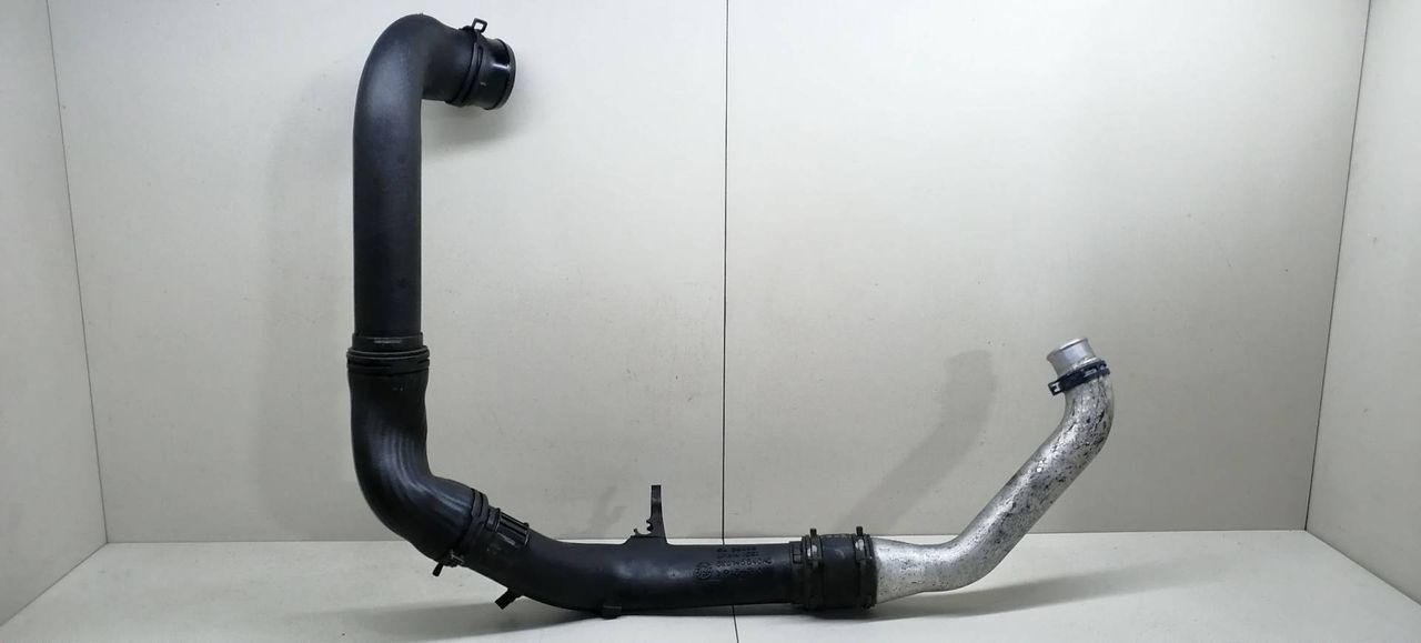патрубок интеркулера Volkswagen Golf 4 поколение 2001, 1.9 л., TDi, дизель, 6K0145840AC, 6K0145844D - фото №1