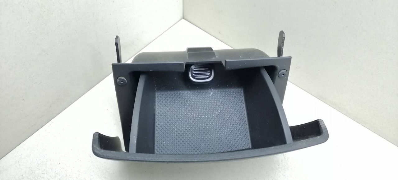 вещевой отсек Peugeot 308 1 T7 2007, 1.6 л., HDi, 9HZ (DV6TED4), дизель, 5МКПП, синий, хетчбэк 5 дв., передний привод, 9661136377 - фото №1