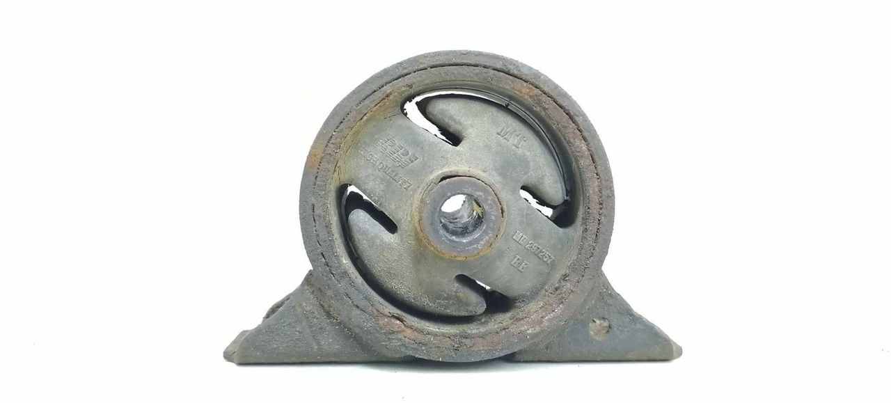 подушка крепления двигателя Mitsubishi Colt 5 поколение (CJO) CJ1A 1997, 1.3 л., i, 4G13 (12V), бензин, 5МКПП, голубой металлик, хетчбэк 3 дв., передний привод, MR297256 - фото №1