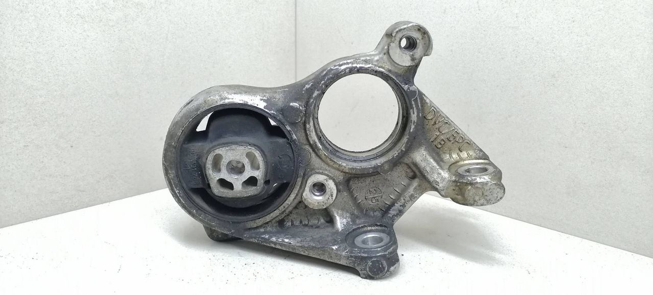 подушка крепления двигателя Citroen C4 Picasso 1 поколение 2008, 1.6 л., HDi, 9HZ (DV6TED4), дизель, 5МКПП, минивэн, передний привод, 81090780 - фото №1